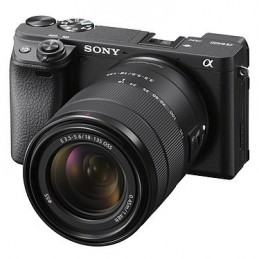 Sony Alpha 6400 + 18-135 mm