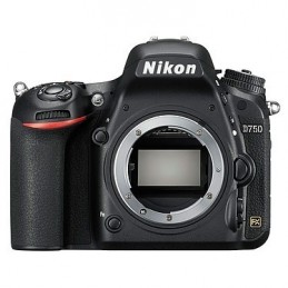 Nikon D750 (boîtier nu) + Manfrotto Pro Light Sling MB PL-3N1-36