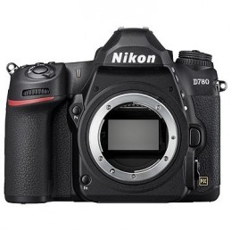 Nikon D780