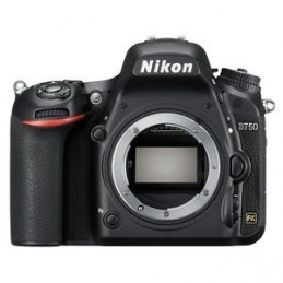 Nikon D750 (boîtier nu) + Sac à dos EU-12