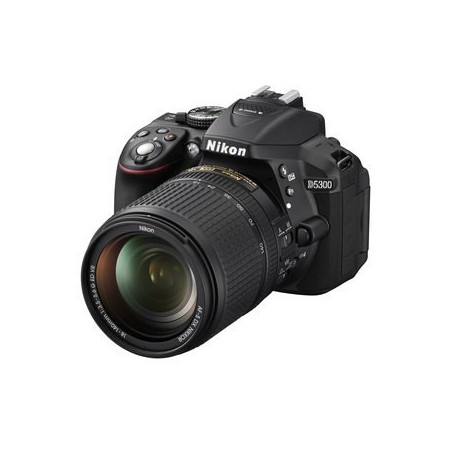 Nikon D5300 + AF-S DX NIKKOR 18-140MM
