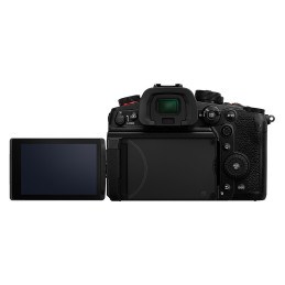 Panasonic Lumix DC-GH7 + Sirui 35 mm F1.8 1,33x APS-C compatible Monture M4/3