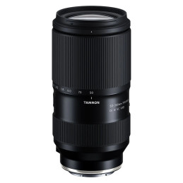 TAMRON Objectif 50-300mm f/4.5-6.3 Di III VXD compatible avec