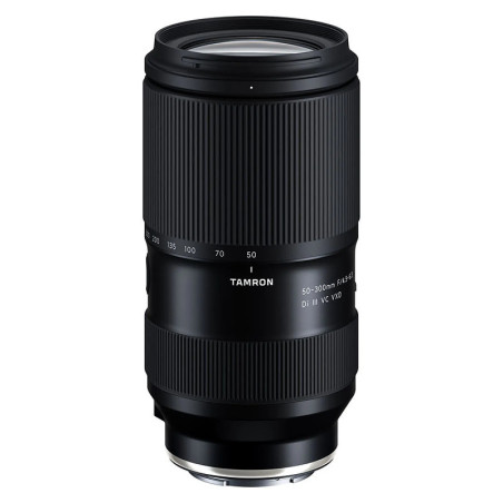 TAMRON Objectif 50-300mm f/4.5-6.3 Di III VXD compatible avec