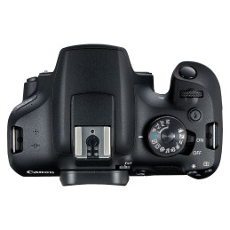 Canon EOS 2000D + EF-S 18-55 mm DC III