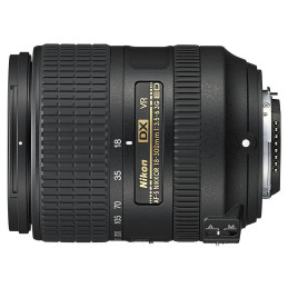 Nikon D7500 + AF-S DX NIKKOR 18-300mm f/3.5-6.3G ED VR
