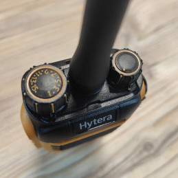 Hytera BD615 UHF + Oreillette offerte - Talkie Walkie