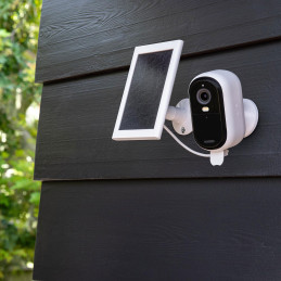 Caméra de sécurité Arlo Essential 2K Outdoor + paneau solaire -