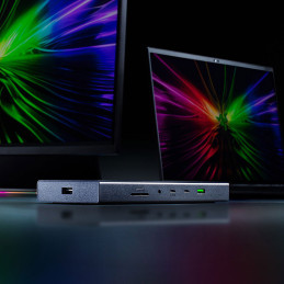Razer USB 4 Dock Noir - RC21-02280100-R3EK
