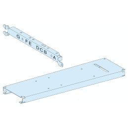 Platine de montage MTZ1 06/16 - 3P4P - fixe - vertical - L650 PrismaSeT P Schneider Electric - LVS03484