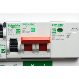 PARAFOUDRE T2- PH+N 20kA - SCHNEIDER-EZ9L33620