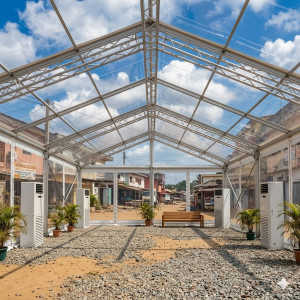 Location de Chapiteau climatisé transparent 100 m2 (10x10m ) sans parquet