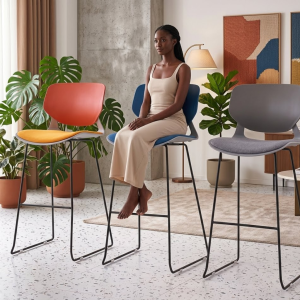 Chaise de comptoir ergonomique - 52 x 44.5 x 106