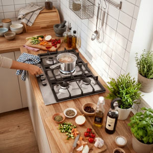 Table de cuisson à gaz encastrable de 75 cm - Beko - HIAW75225SL